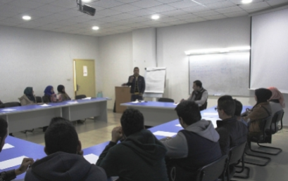 كلية فلسطين الأهلية الجامعية تعقد ورشة عمل حول آلية المتابعة لذوي الإعاقة في السلك التعليمي