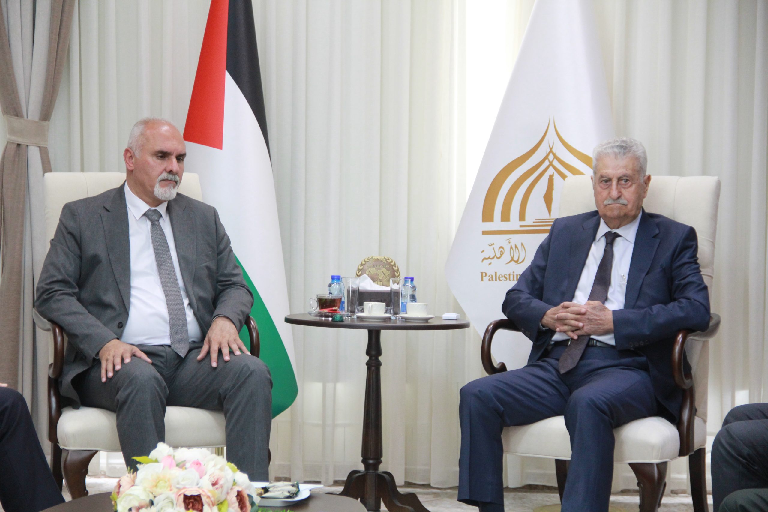 Palestine Ahliya University Hosts Palestinian Minister of Agriculture to Discuss Prospects for Strengthening Joint Cooperation in Scientific Research, Academic Development, and Palestinian Community Service Palestine Ahliya University Hosts Palestinian Minister of Agriculture to Discuss Prospects for Strengthening Joint Cooperation in Scientific Research, Academic Development, and Palestinian Community Service