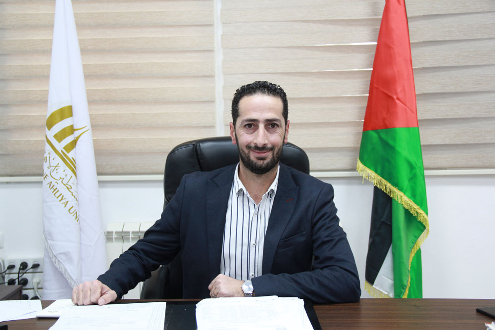 الأستاذ محمد الزير - مساعد الرئيس للشؤون المالية