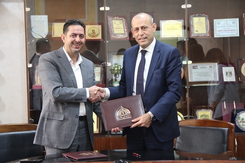 جامعة فلسطين الأهلية وشركة المشرق توقعان مذكرة تفاهم جامعة فلسطين الأهلية وشركة المشرق توقعان مذكرة تفاهم