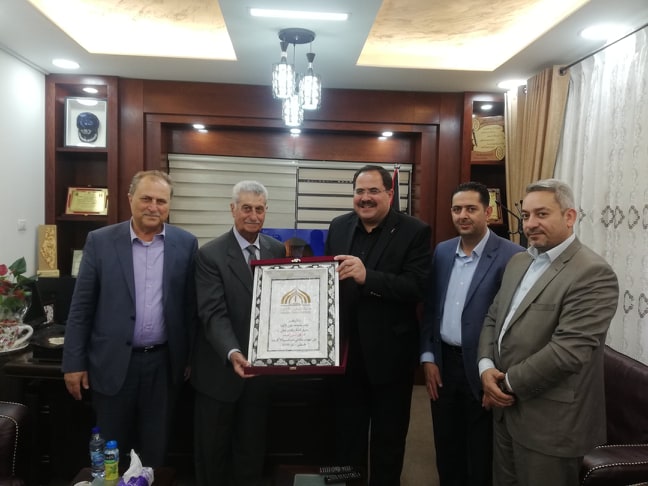 جامعة فلسطين الأهلية تكرم الدكتور صبري صيدم جامعة فلسطين الأهلية تكرم الدكتور صبري صيدم