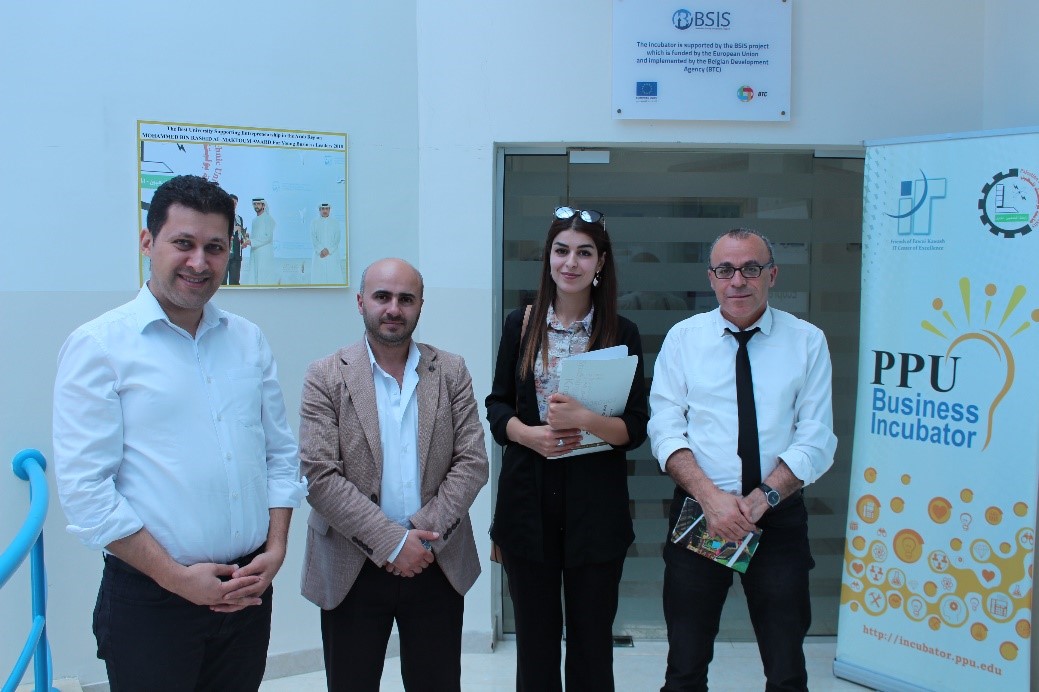 جامعة فلسطين الأهلية تطلق فعاليات مشروع U-SOLVE لدعم الرياديين من النساء والشباب جامعة فلسطين الأهلية تطلق فعاليات مشروع U-SOLVE لدعم الرياديين من النساء والشباب