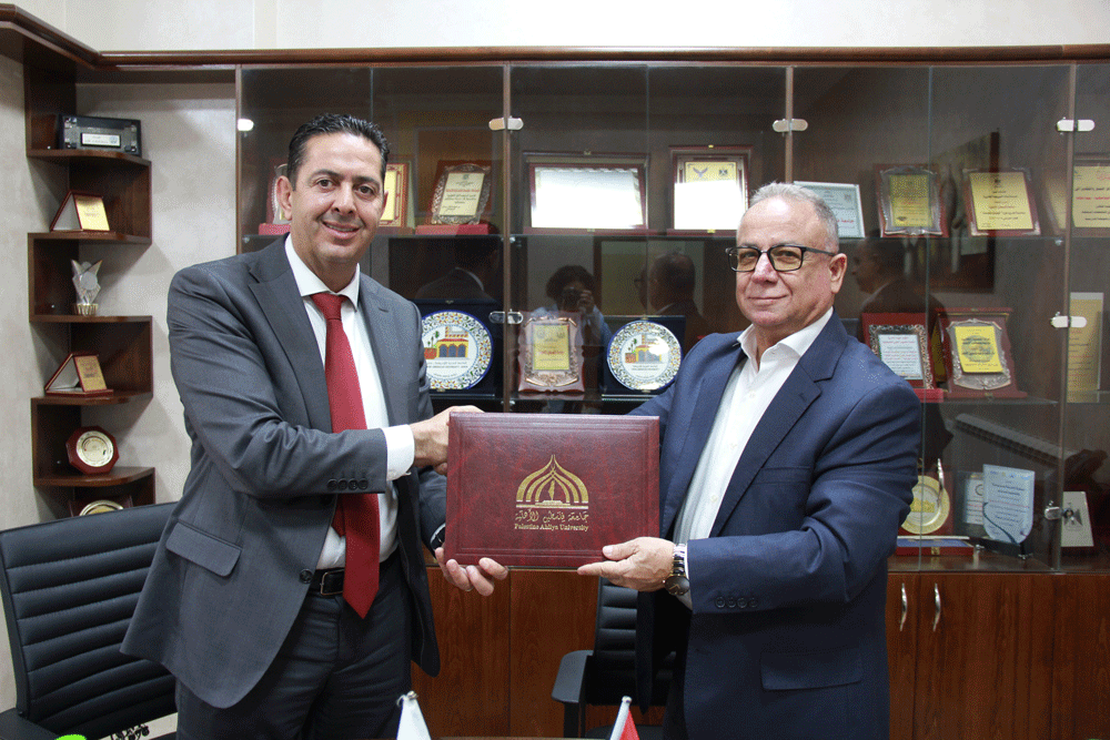 جامعة فلسطين الأهلية ومركز أبحاث الأراضي يوقعان مذكرة تفاهم مشترك جامعة فلسطين الأهلية ومركز أبحاث الأراضي يوقعان مذكرة تفاهم مشترك