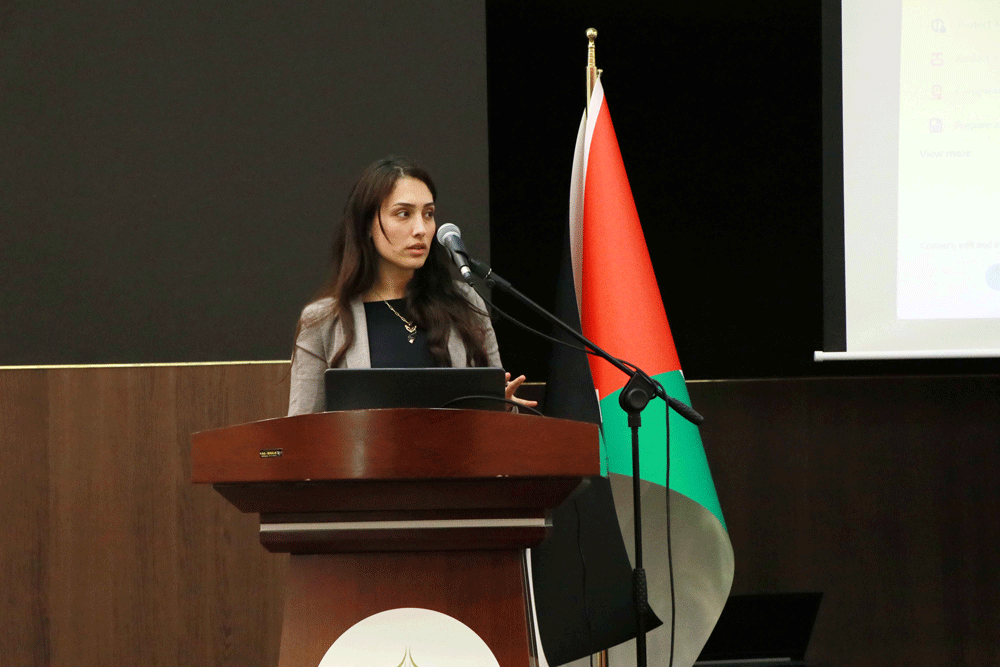 محاضرة حول التسويق الرقمي لطلبة “مقدمة في الثقافة العالمية”