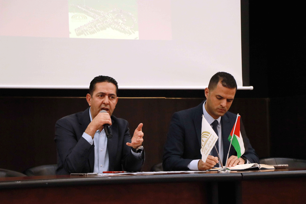 الدكتور عماد الزير يقدم محاضرة حول “واقع التعليم العالي في فلسطين”