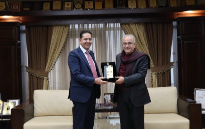 جامعة فلسطين الأهلية وجامعة عمّان الأهلية تبحثان تعزيز التعاون الأكاديمي وتوسيع الشراكة العلمية
