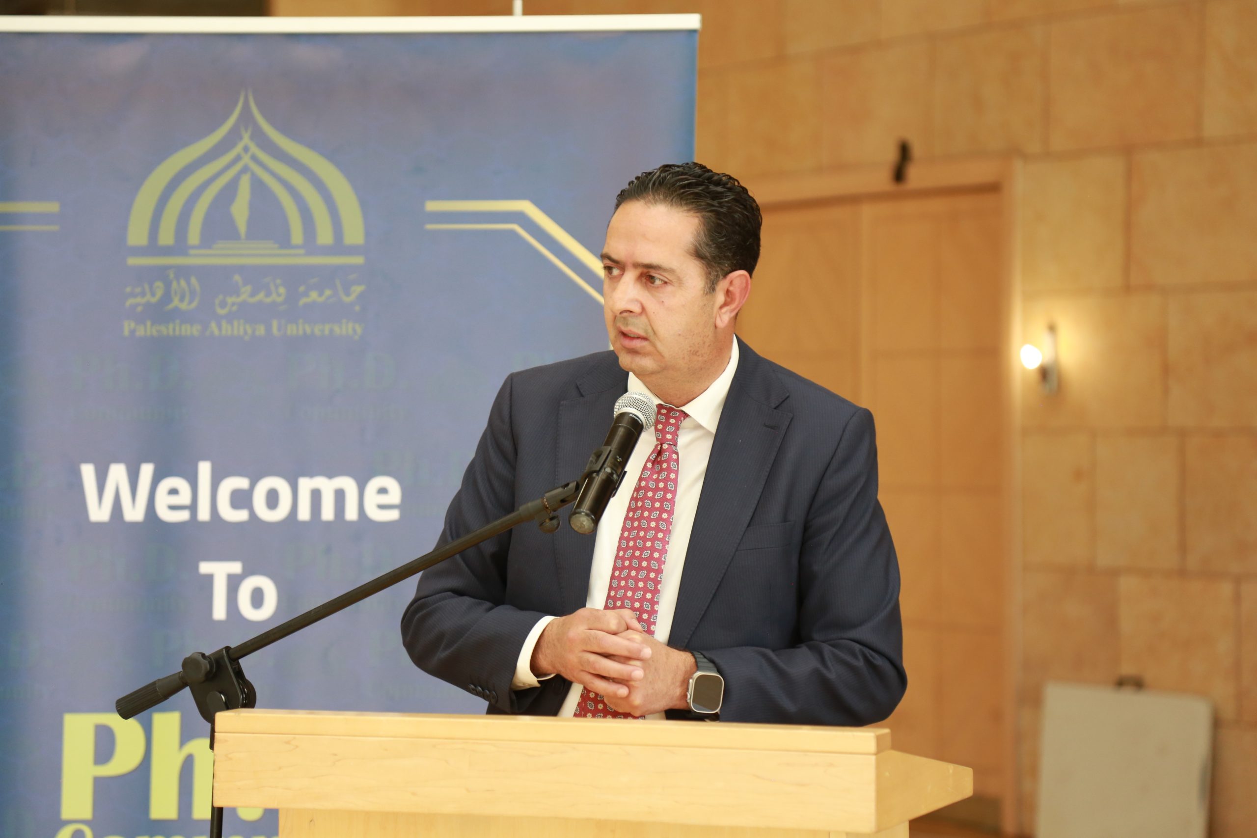 جامعة فلسطين الأهلية تطلق مجتمع طلبة الدكتوراه لتعزيز التواصل والتكامل البحثي جامعة فلسطين الأهلية تطلق مجتمع طلبة الدكتوراه لتعزيز التواصل والتكامل البحثي